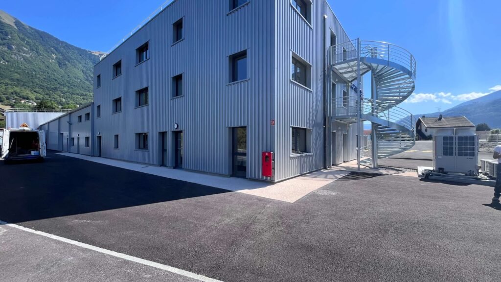 Réalisation marquage au sol Savoie Haute-Savoie Ayse 74130