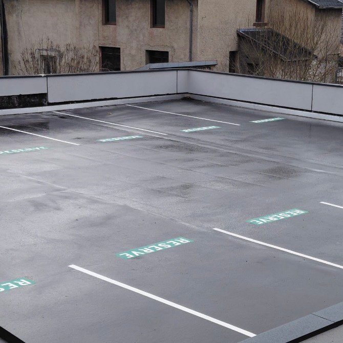 Marquage au sol à Annemasse